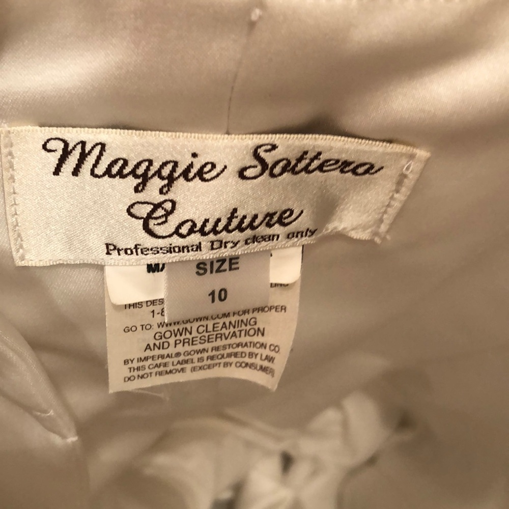 Maggie Sottero Couture wedding gown Sz 10 - Picture 13 of 13